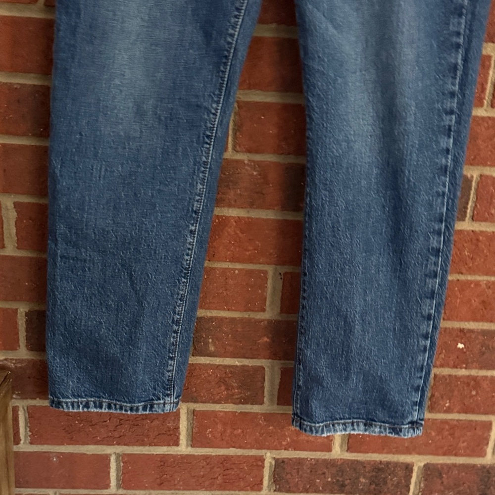 LOFT The Straight Crop High Rise Jeans - Picture 4 of 9